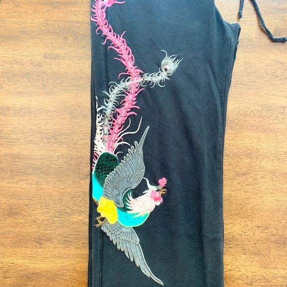 Lucky Brand Embroidered Sweatpants Yoga Pants- Bird, Rooster, Peacock - Picture 6 of 14